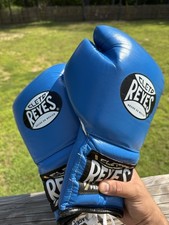 Cleto reyes professional d'occasion  Expédié en Belgium