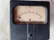 Voltmetro analogico vintage usato  Vinadio