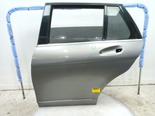 A2047302300 rear left d'occasion  Expédié en Belgium
