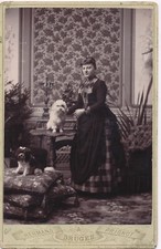 Portrait woman with d'occasion  Expédié en Belgium