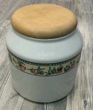 Barattolo porcellana con usato  Castellazzo Bormida