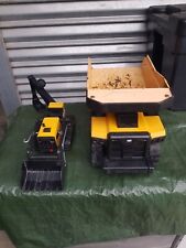 Coppia cat caterpillar usato  Napoli