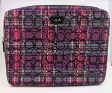 Usado, 🔥Coach rosa e roxo xadrez com estampa de monograma bolsa acolchoada para laptop zíper completo  comprar usado  Enviando para Brazil