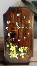 Reloj de pared vintage de madera pintado a mano flores decoración floral país retro segunda mano  Embacar hacia Argentina