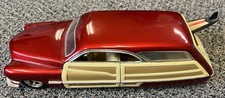 Usado, Veículo de surf Hot Wheels 1950 Merc Woodie Custom Cruiser 1:18 fundido Mercury  comprar usado  Enviando para Brazil