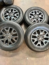 Set oem toyota for sale  Douglas