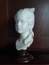 Statua donna bambina usato  L Aquila