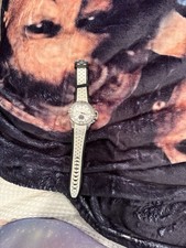 Relógio cronógrafo JL Jacques Lemans (1-1378) - mostrador prateado com pulseira branca e preta comprar usado Relógio cronógrafo JL Jacques Lemans (1-1378) - mostrador prateado com pulseira branca e preta comprar usado  Enviando para Brazil