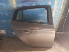 portiera fiat bravo usato portiera fiat bravo usato Villa Santa Lucia