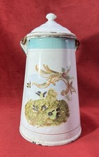 Enamelled milk pot d'occasion  La Haye-Pesnel