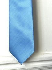 Cravate bleu clair d'occasion Cravate bleu clair d'occasion  Paris XV