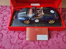Usado, Carro raro Ferrari 458 Spider MR 1/18 de resina. Base de couro assinada à mão 21 de 25!! comprar usado  Enviando para Brazil