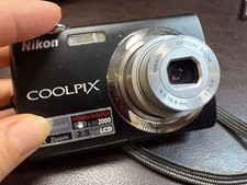 Ikon coolpix s220 usato  Roma