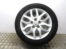 Toyota auris genuine for sale  MANCHESTER