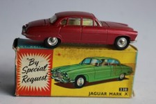 Corgi toys 238 d'occasion  Expédié en Belgium