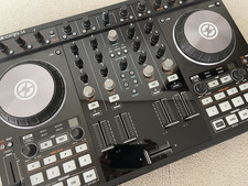 Native Instruments Traktor Kontrol S4 MK2 z zasilaczem sieciowym i kablem USB Testowany na sprzedaż Native Instruments Traktor Kontrol S4 MK2 z zasilaczem sieciowym i kablem USB Testowany na sprzedaż  Wysyłka do Poland