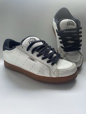 Sapatos de skate Lakai Kingston couro branco, sola de goma comprar usado Sapatos de skate Lakai Kingston couro branco, sola de goma comprar usado  Enviando para Brazil