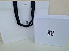 Givenchy empty box usato  Roma