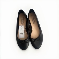 Women flat shoes for sale  FELTHAM