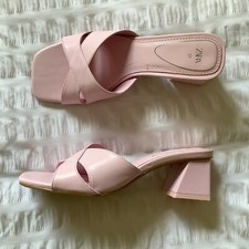 Zara beautiful pale for sale  LEICESTER