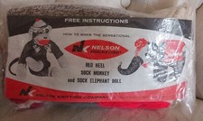 Meias de salto vermelho vintage NOS (2 PR) MEIA BONECA MACACO E ELEFANTE kit instruções faça você mesmo comprar usado  Enviando para Brazil