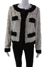 Jaqueta de noite Milly feminina detalhe de lantejoulas pele sintética frente aberta bege tamanho P comprar usado Jaqueta de noite Milly feminina detalhe de lantejoulas pele sintética frente aberta bege tamanho P comprar usado  Enviando para Brazil