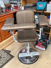 Hydraulic barbers salon for sale  Williams