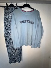 ladies pyjamas 26 for sale ladies pyjamas 26 for sale  EXETER