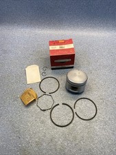 New 391285 piston d'occasion  Expédié en Belgium