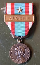 Médaille commémorative guerr d'occasion  Avignon