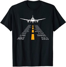 NOVO LIMITADO Presentes de Piloto de Avião Pista de Aeroporto Alfabeto Fonético Avião Camiseta, usado comprar usado  Enviando para Brazil