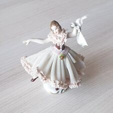 Figurine danseuse dentelle d'occasion  Champdeniers-Saint-Denis