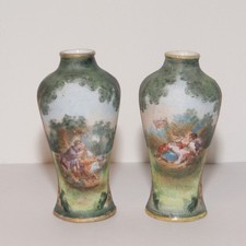 Vintage pair porcelain for sale Vintage pair porcelain for sale  LINCOLN