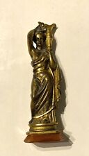 Scultura bronzo dorato usato  Adrano