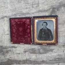 Estojo antigo de álbum de fotos tipo lata 1800 com foto de homem de 1800 comprar usado  Enviando para Brazil