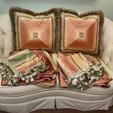 Set table skirt for sale  West Palm Beach