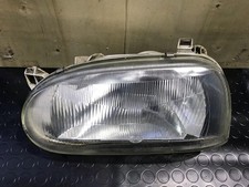 Faro anteriore sinistro usato  Italia
