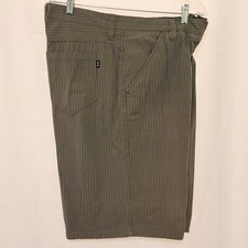 Bermuda chino Oakley Y2K sarja oliva listra preta masculina 36 retrô  comprar usado  Enviando para Brazil