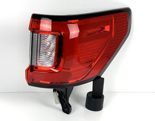 Perfeito estado! Lanterna traseira de LED Lincoln Navigator 2018-2021 lado direito do passageiro fabricante de equipamento original comprar usado  Enviando para Brazil