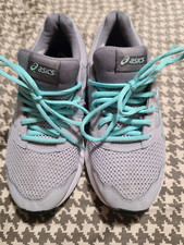 Asics women 8.5 for sale  Mandan