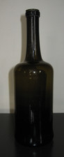 Blown glass bottle d'occasion  Expédié en Belgium