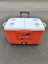 Vintage Gatorade Refrigerador Rolante com Rodas Rubbermaid Porta-Copo Baú de Gelo Portátil comprar usado  Enviando para Brazil