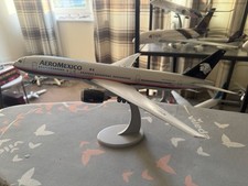 144 boeing b777 for sale  LONDON