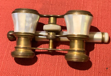 Elegante antico binocolo usato  Urbino