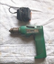 Visseuse dévisseuse makita d'occasion  Montpon-Ménestérol