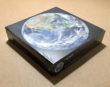 puzzle piece earth 1000 round for sale  Saint Johns