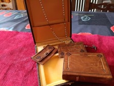 Ancien missel cuir d'occasion  Neufchâteau