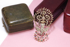 Pendentif saint esprit d'occasion  Paris IV