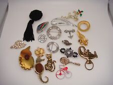 Lot vintage brooches for sale  Manasquan