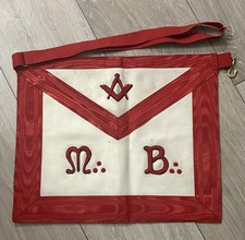 Ancien tablier cuir d'occasion Ancien tablier cuir d'occasion  Chartres